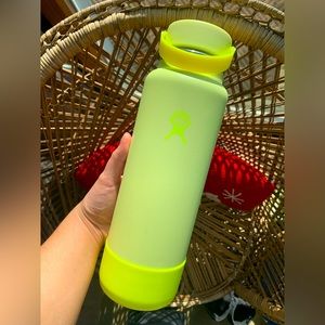 40oz Lemonade Prism Pop Hydroflask
